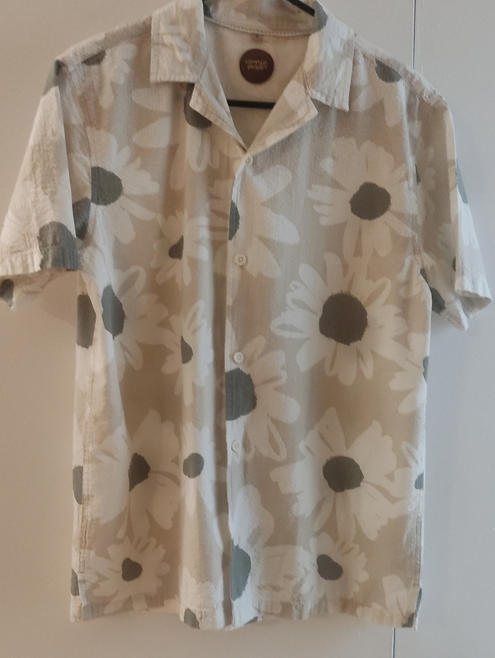 Common People March Grey Seersucker Floral Camp Shirt - Size ,Small. B-7